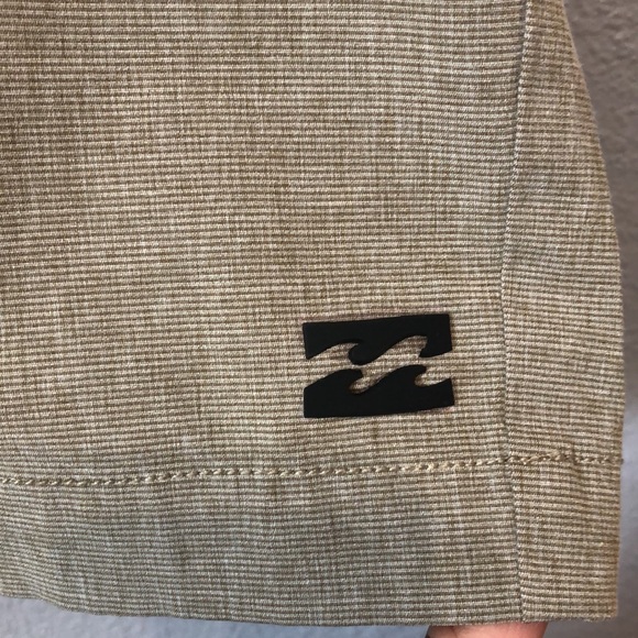 Billabong quick dry stretch shorts Men's 40 lightweight board shorts swim trunks - Picture 2 of 9